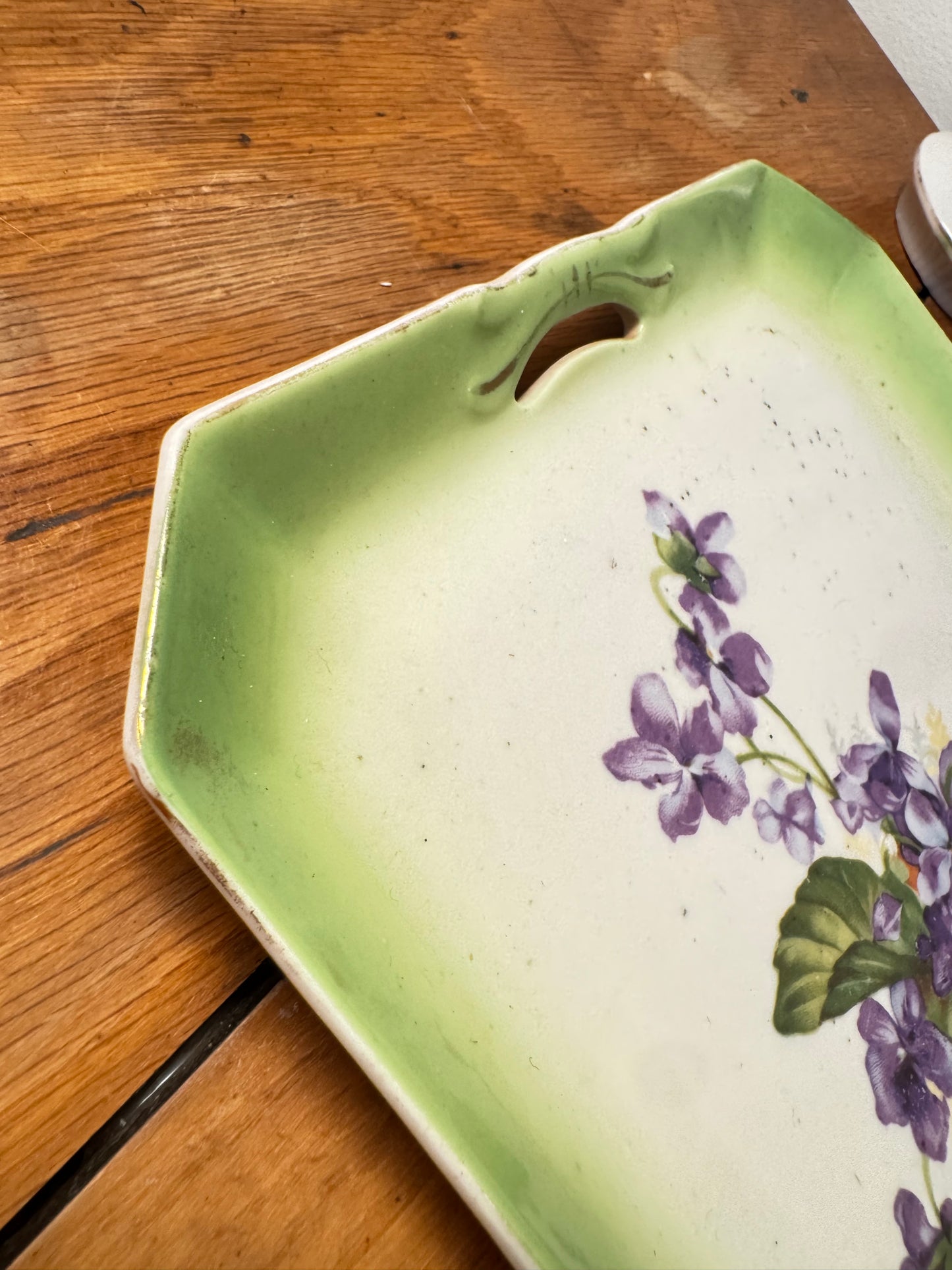 Green Ceramic 4 Piece Vanity Set | Dressing Table | Retro Unique |