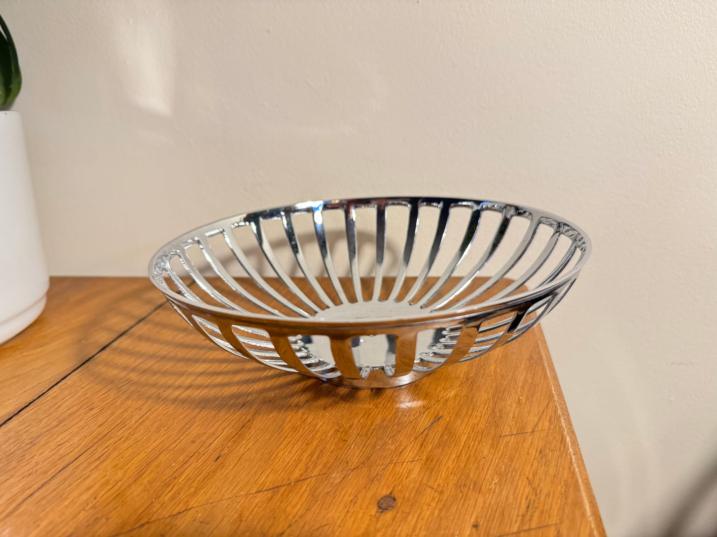 Retro Chrome Decorative Fruit Bowl