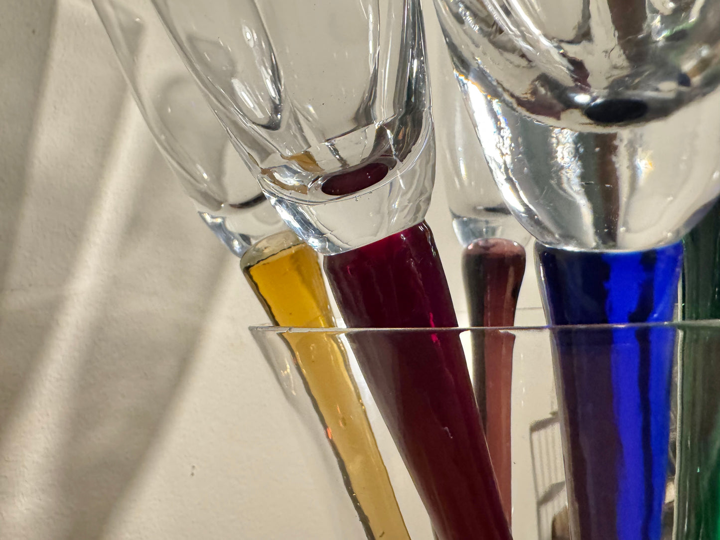 Bouquet of Glasses with XL Long Stems | Set of 6 Stemless Champagne Flute & Vase |