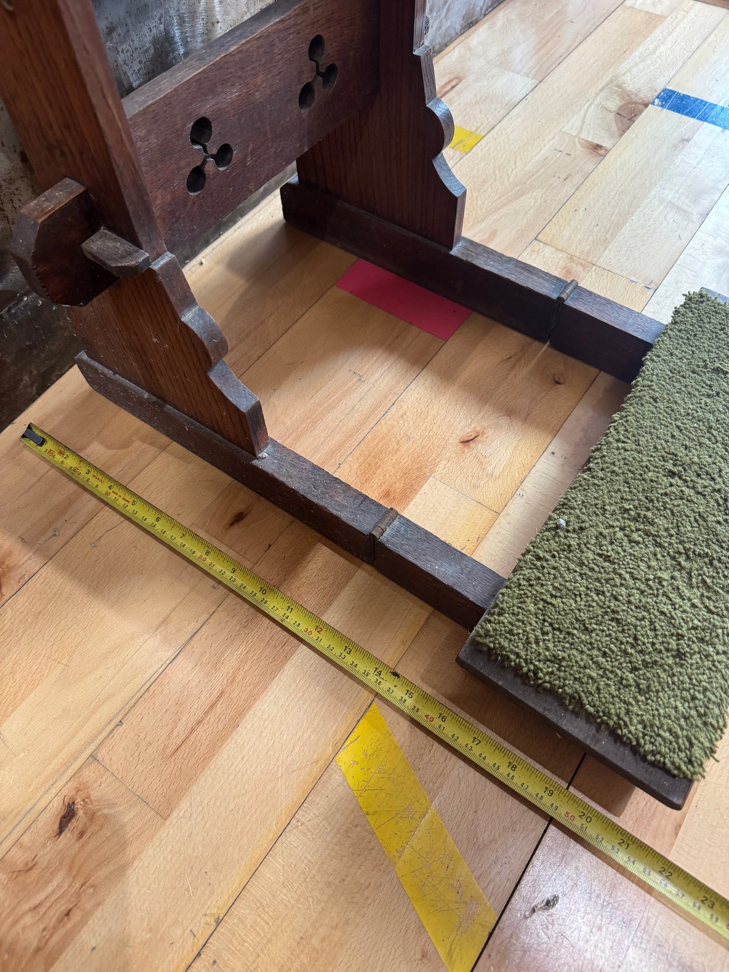 Antique Oak Church Lectern | Prayer Kneeler/Prie-Dieu |