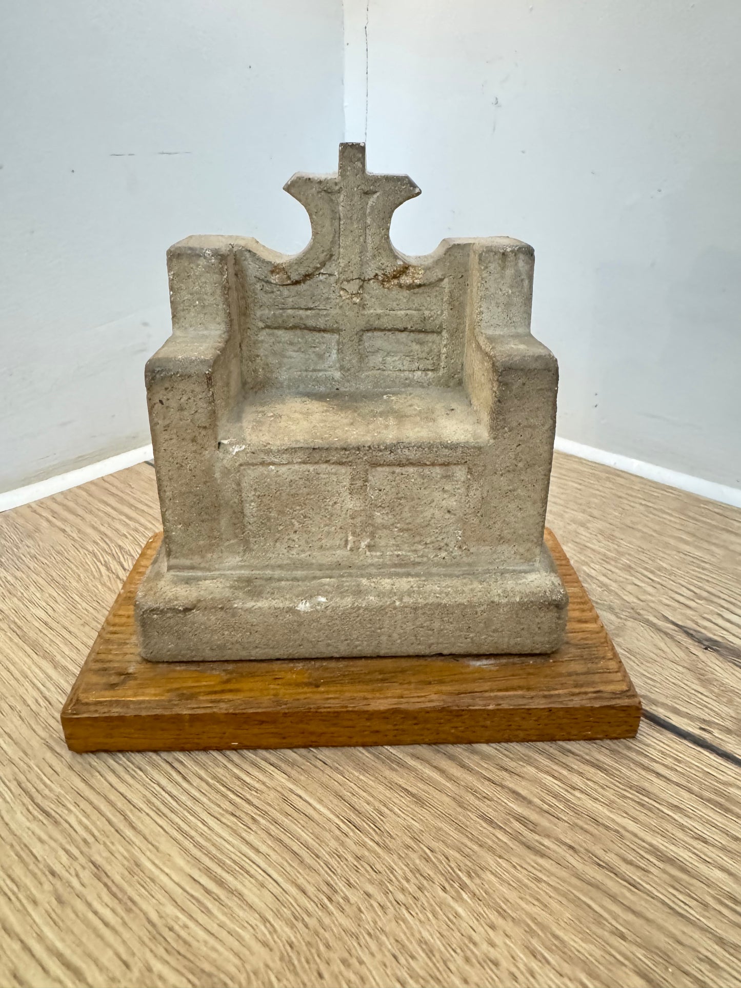 St Luke’s Deptford Stone Chair Ornament on Wooden Base | 1960 | Catholic Holy Decor | Gothic |